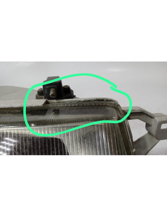 Farol Direto Fiat Tempra 1998  Detalhe Branco