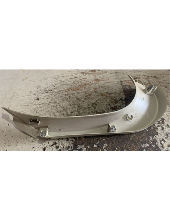 Moldura Tampa Traseira Direito Focus Hatch 2014 Bm51-a42906