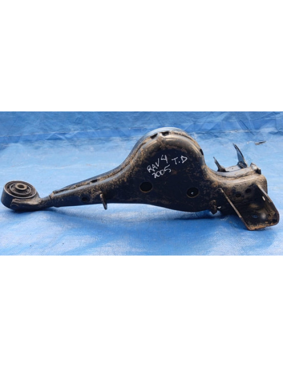 Braço Manga Traseiro Direito Toyota Rav4 2001 - 2005