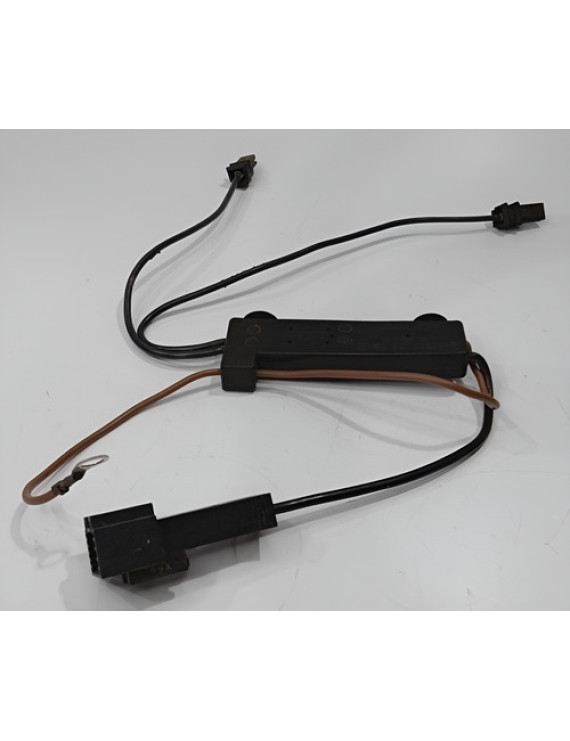 Amplificador Antena Mercedes C180 2013 / A2048708490 Preto