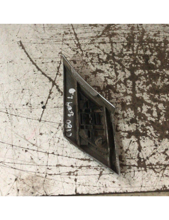 Moldura Asa Traseira Direito Mercedes C180 2004 A2036900662