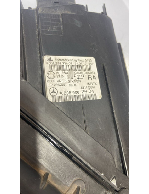 Farol Lado Direito Mercedes C180 C300 2017 2018 2019