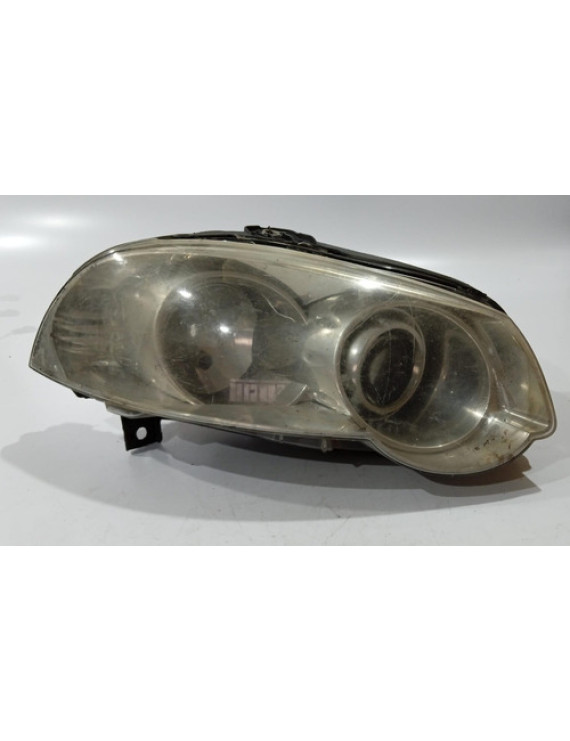 Farol Direito Palio Weekend Strada 2012  2013 2014 / Detalhe Direito