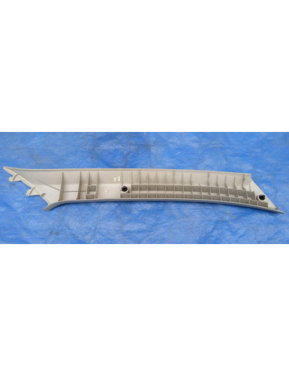 Moldura Esquerda Parabrisa Honda Civic 2001 - 2005