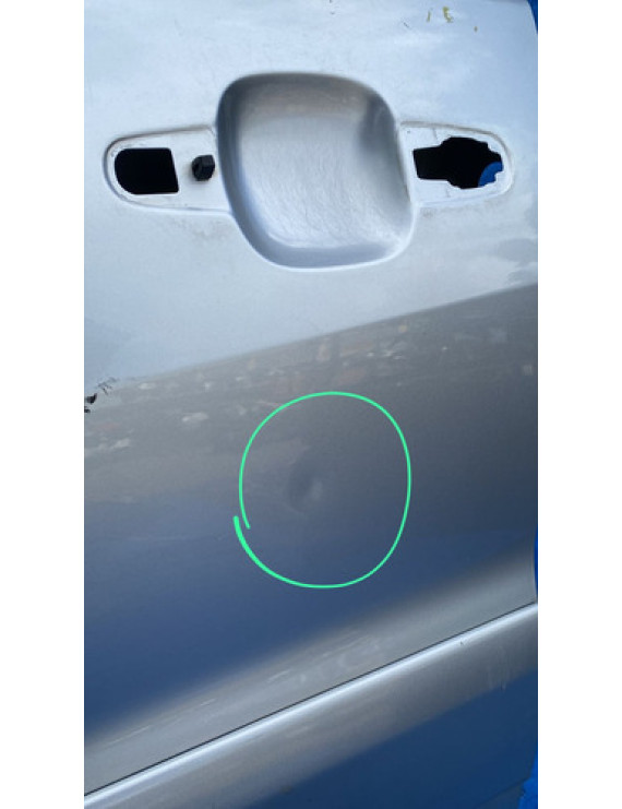 Porta Dianteira Esquerda Rav4 2000 Á 2005 / Detalhe