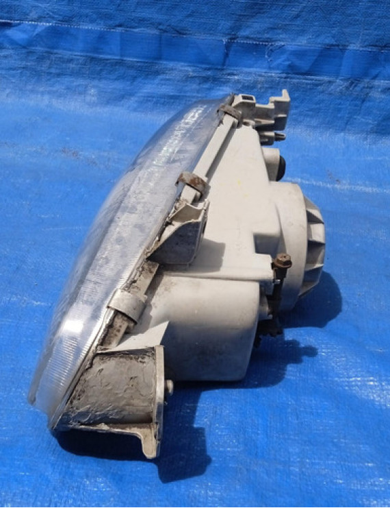 Farol Direito Hyundai Accent 1994 1995 1996 1997