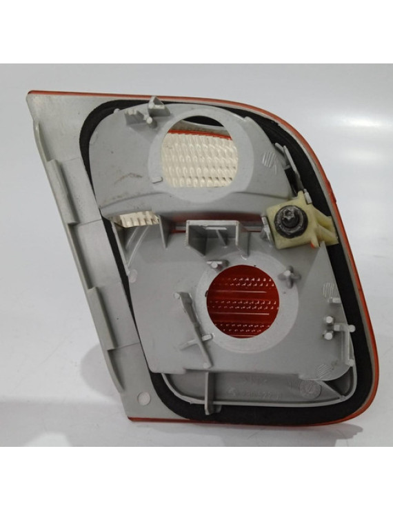 Lanterna Direita Tampa Bmw 320 325 1998 1999 2000