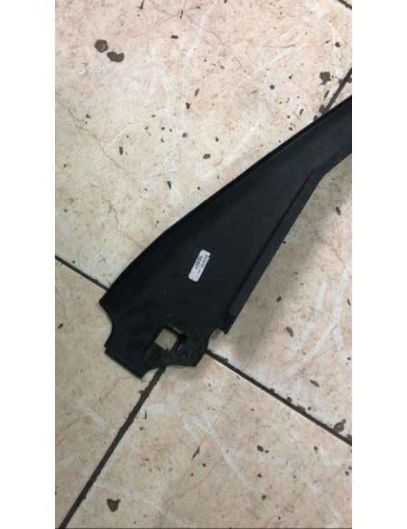 Moldura Interna Porta Traseira Direita Jeep Cherokee 2015