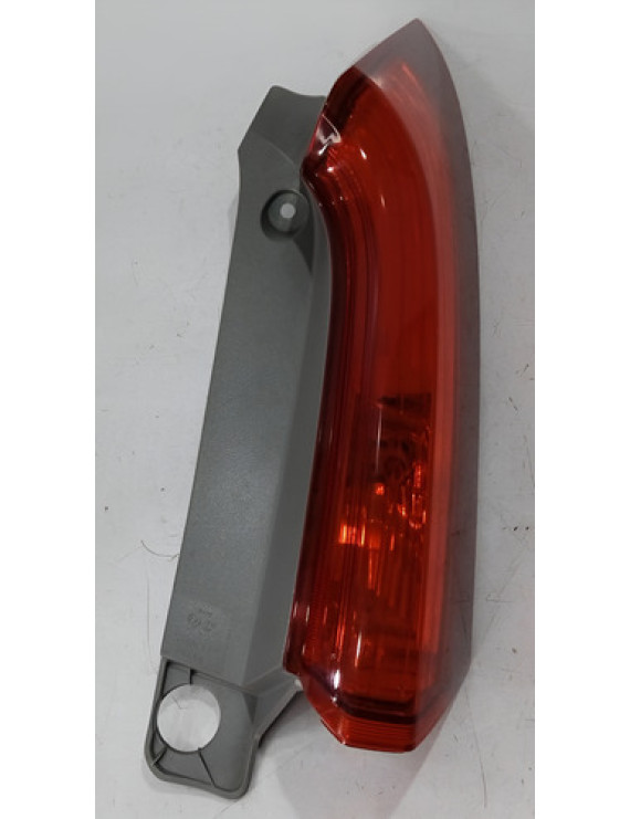 Lanterna Superior Direita Crv 2012 2013 2014 2015 2016 2017 Direito/passageiro Vermelho