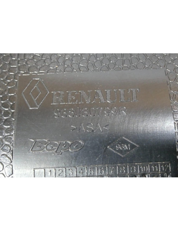 Moldura Traseira Esquerda Rack Teto Duster Oroch 2017 - 2021 Preto