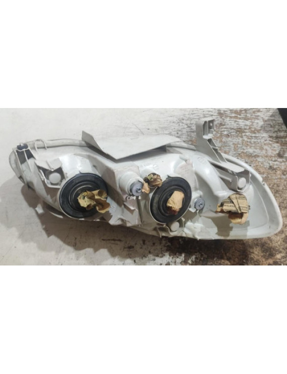 Farol Esquerdo Toyota Corolla Fielder Fumê 2006