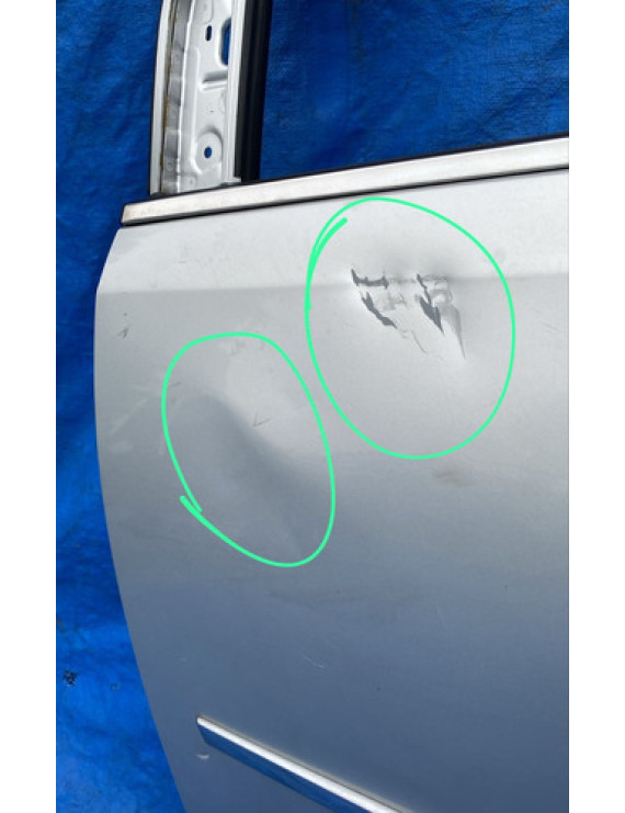 Porta Dianteira Esquerda Town & Country 2008 A 2016 Detalhe