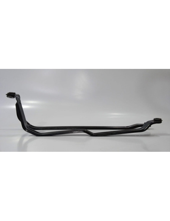 Par Suporte Tanque Combustível Bmw 135i 2014  2015 Preto