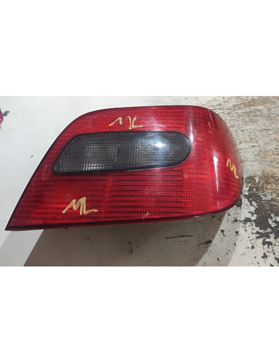 Lanterna Traseira Direita Citroen Xsara 2001 - 2003 Direito Vermelho
