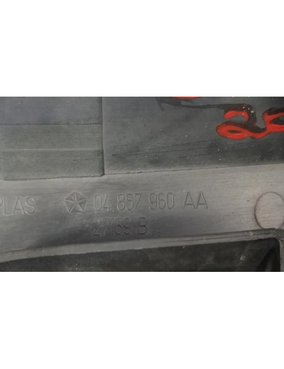 Grade Frontal Caravan 2005 2006 2007 2008 / Detalhe Preto