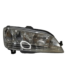 Farol Direito Fiat Idea 2006 2007 2008 2009 2010 / Detalhe Direito/passageiro Farol Direito Fiat Idea 2006 2007 2008 2009 2010 / Detalhe Direito/passageiro