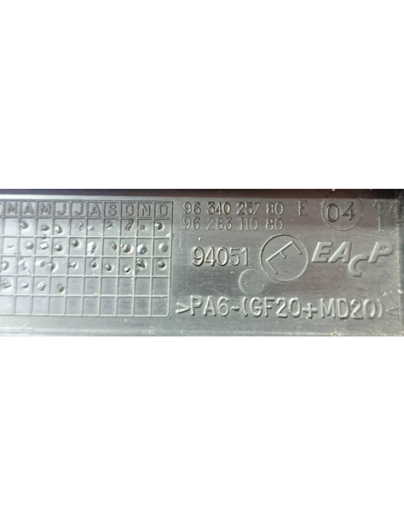 Tampa Correia Superior Peugeot 307 2.0 2002 - 2008 Preto