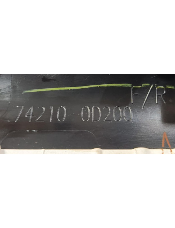 Apoio Encosto Braço Dianteira Direita Yaris 2019 - 2020 Preto