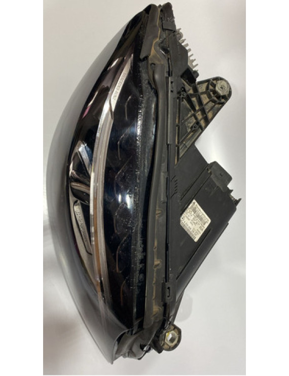 Farol Lado Direito Mercedes C180 C300 2017 2018 2019