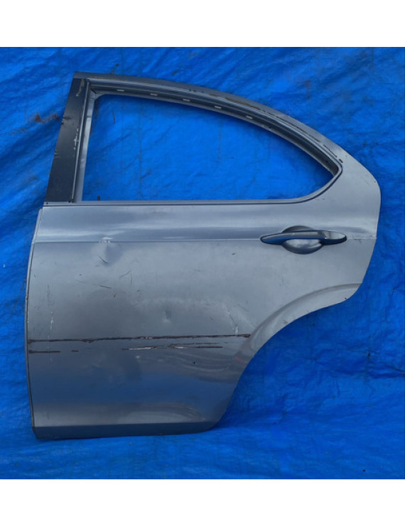 Porta Traseira Esquerda Jac J3 Hatch 2010 A 2013 / Detalhe