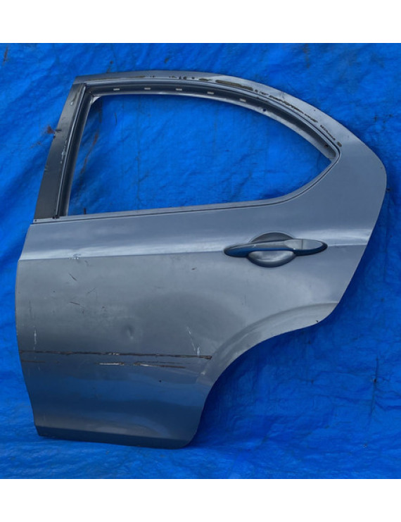 Porta Traseira Esquerda Jac J3 Hatch 2010 A 2013 / Detalhe