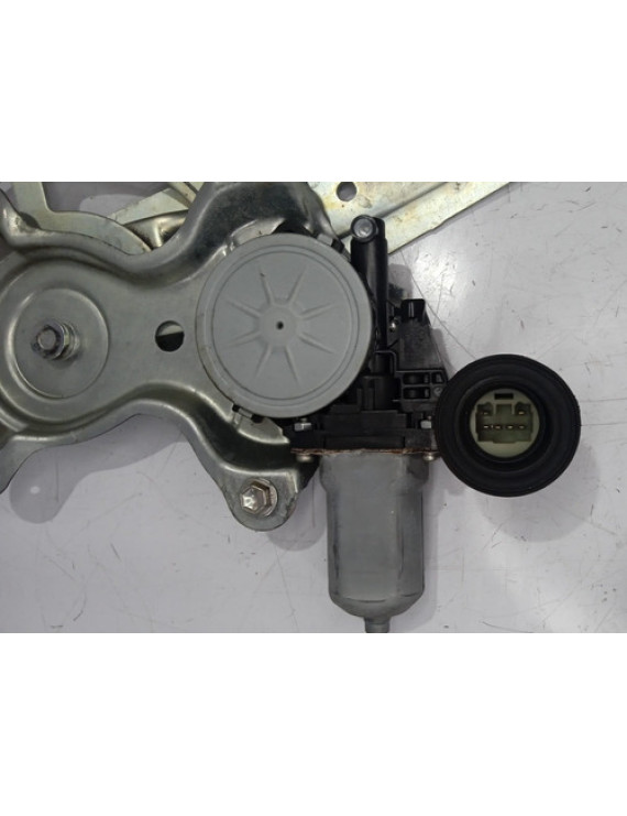 Máquina Vidro Tras Esquerdo Toyota Rav4 2009 2010 2011