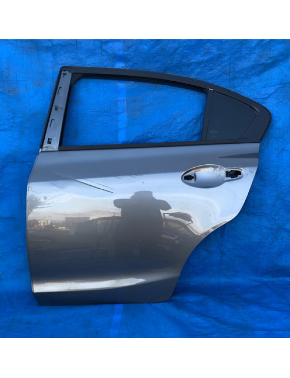 Porta Traseira Esquerda Civic G9 2012 A 2016 Detalhe Traseira Esquerda Cinza