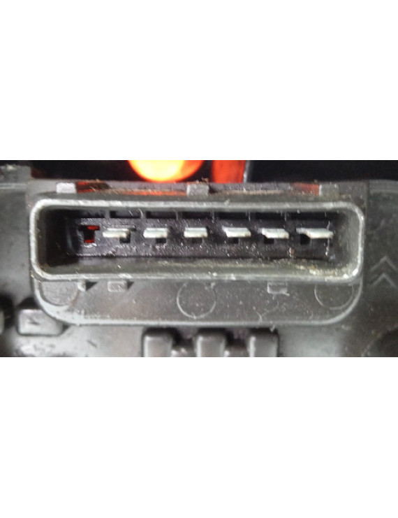 Lanterna Esquerda Xsara Picasso 1998 1999 2000 Esquerdo/motorista Vermelho