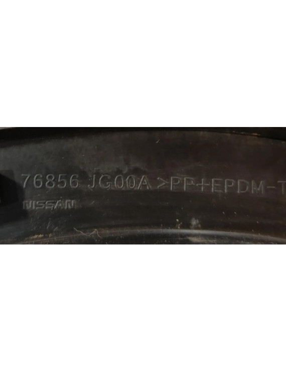 Moldura Paralama Traseira Direita Nissan X-trail 2008 2009