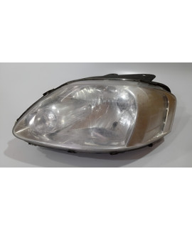 Farol Esquerdo Fox 2003 2004 2005 / Detalhe Farol Esquerdo Fox 2003 2004 2005 / Detalhe