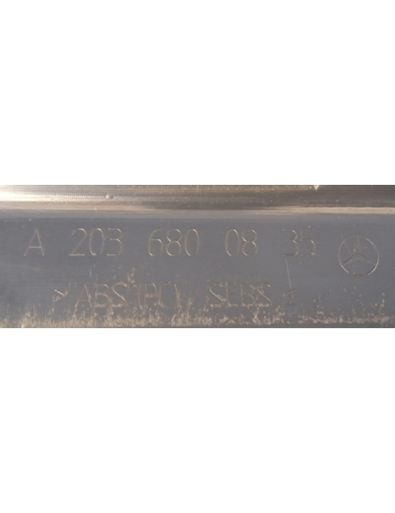 Soleira Porta Dianteira Direita Mercedes C180 2001 - 2007