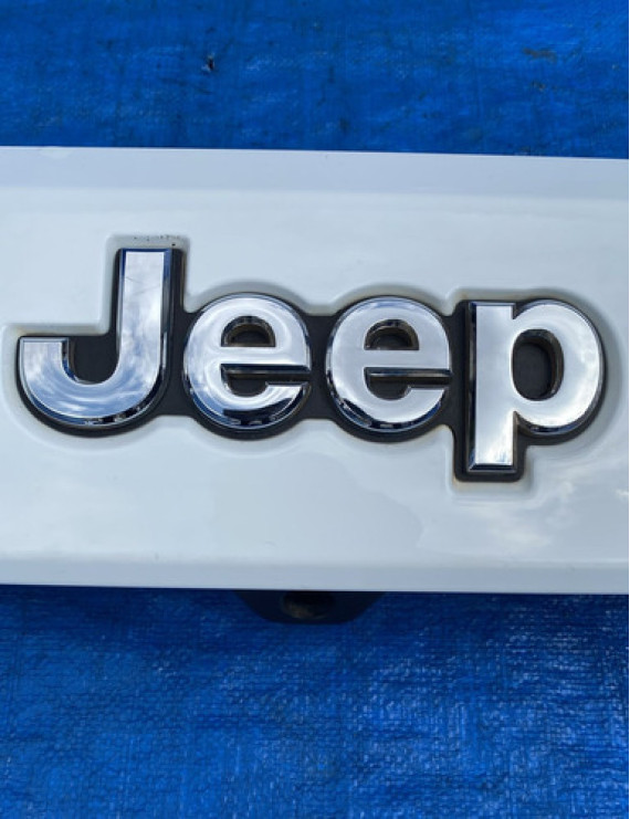 Moldura Tampa Traseira Grand Cherokee 2014 A 2021