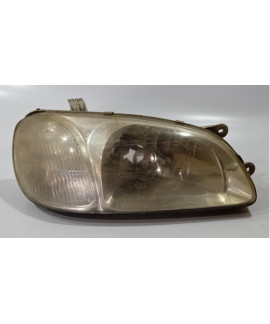 Farol Direito Kia Carnival 2001 / Avaria