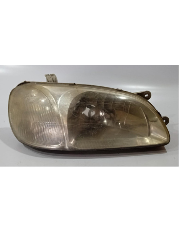 Farol Direito Kia Carnival 2001 / Avaria