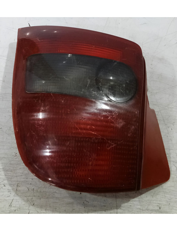 Lanterna Esquerda Fiat Palio 1996 1997 1998 1999 2000    Esquerdo Vermelho