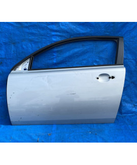 Porta Dianteira Esquerda Volvo C30 2007 Á 2013 Detalhe