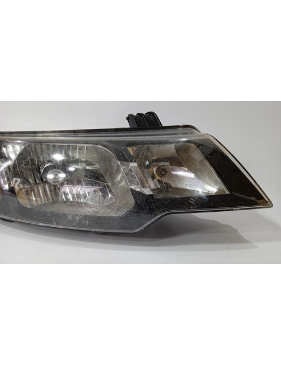 Farol Direito Kia Cerato 2009 2010 2011 2012 2013 Detalhe Direito/passageiro