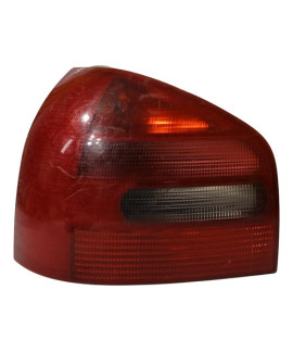 Lanterna Esquerda Audi A3 1996 1997 1998 1999 2000 Esquerdo/motorista Vermelho