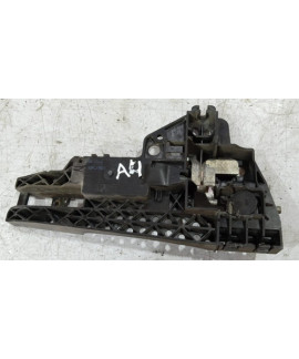 Suporte Da Maçaneta Dianteira Esquerda Audi A5 2007 - 2016