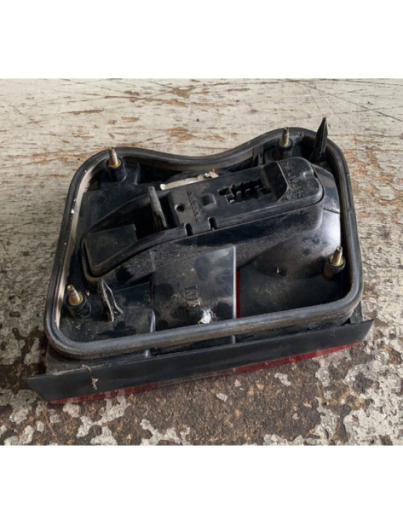 Lanterna Direita Tampa Volvo S70 V70 2000