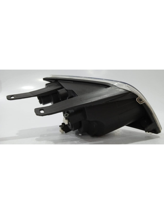 Farol Esquerdo Ecosport 2003 - 2007 Detalhe