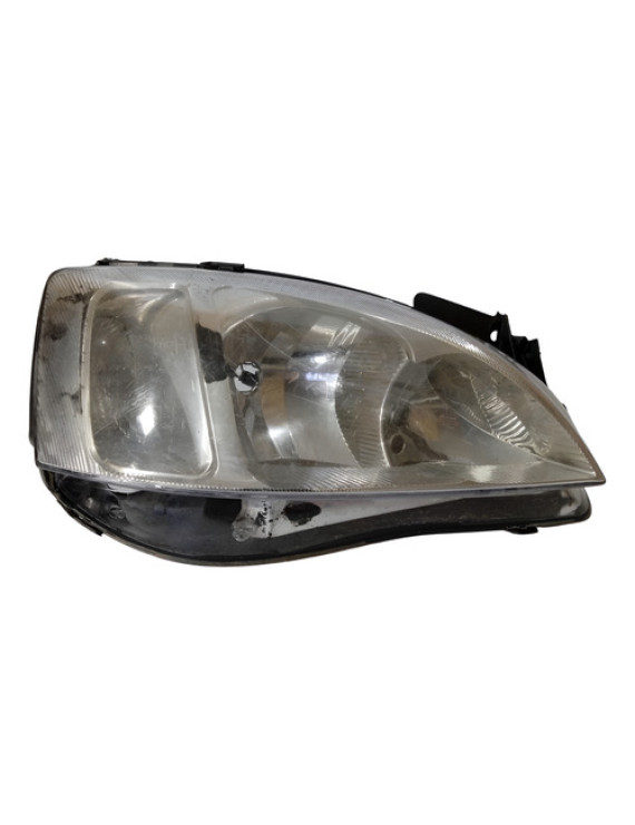 Farol Direito Corsa Montana 2008 - 2012 / Detalhe Direito/passageiro