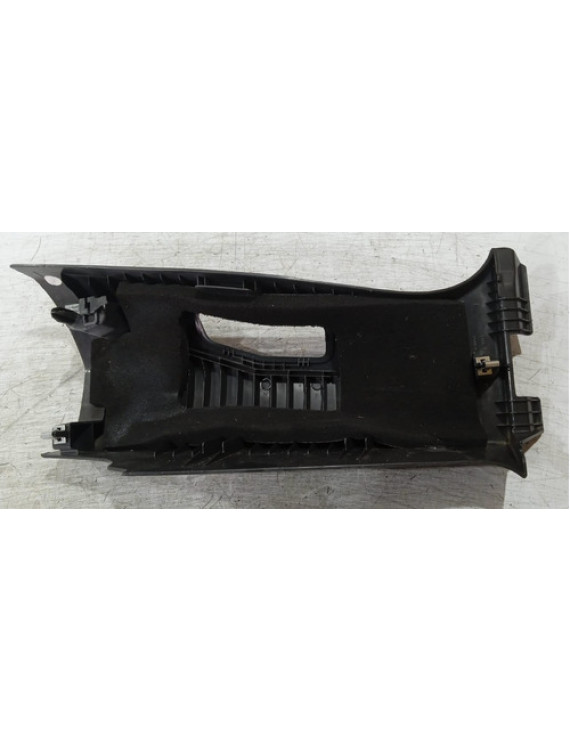 Moldura Esquerda Coluna Volvo C30 2007 2008   
