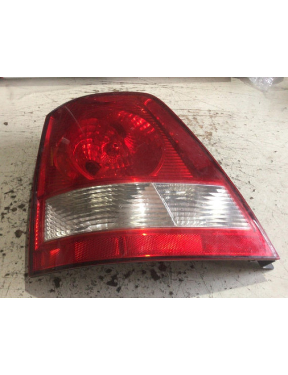 Lanterna Esquerda Kia Sorento 2006 2007 / Detalhe