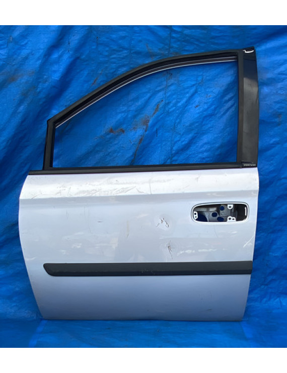 Porta Dianteira Esquerda Gran Caravan 2003 A 2007 / Detalhe Dianteira Esquerda Prateado