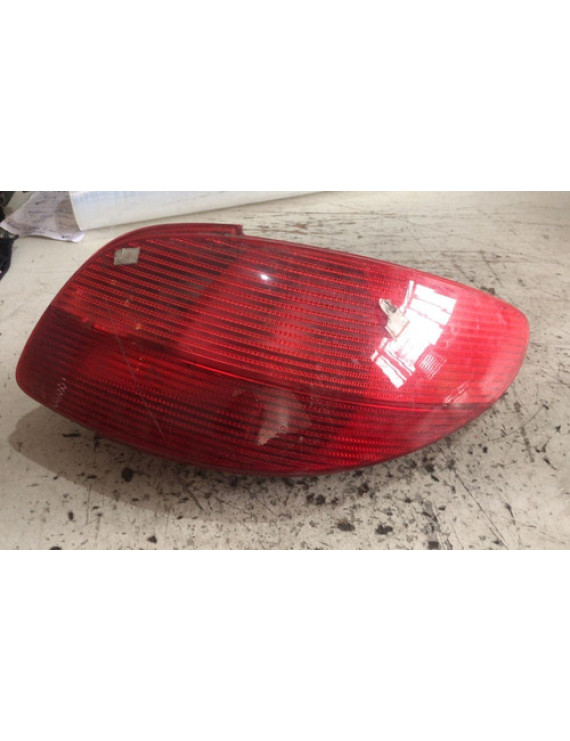 Lanterna Direita Peugeot 206 1998 - 2004
