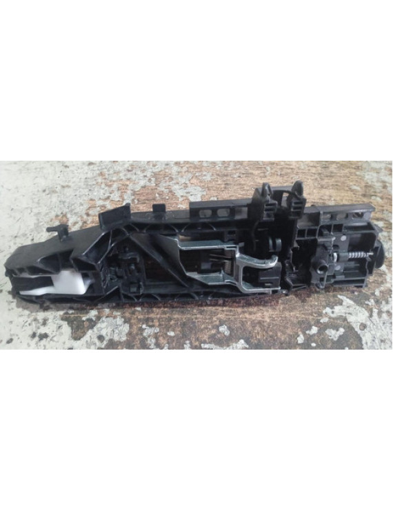 Maçaneta Traseira Esquerda Mercedes C180 C200 C250 C300 2018