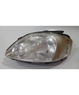 Farol Esquerdo Fox 2003 2004 2005 / Detalhe