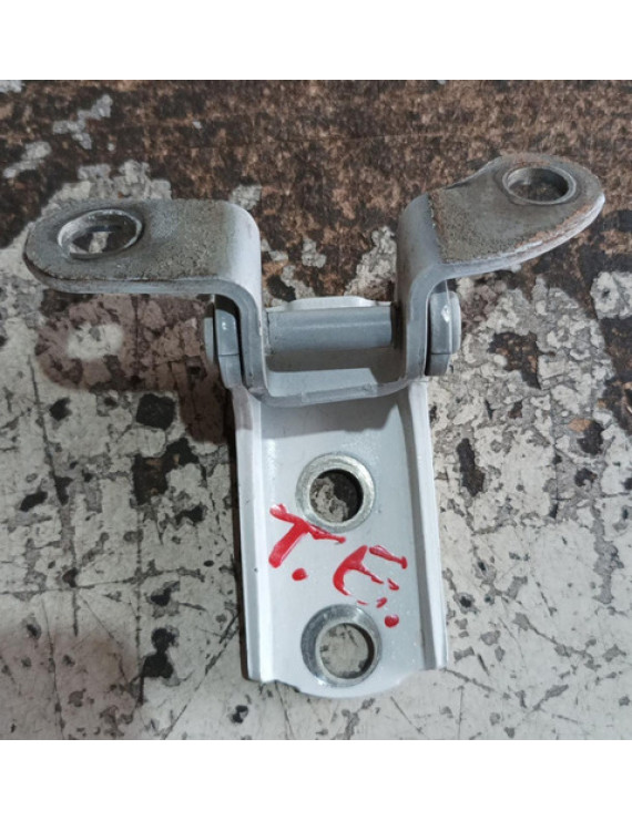 Dobradiça Da Porta Traseira Esquerdo Superior Corolla 2017
