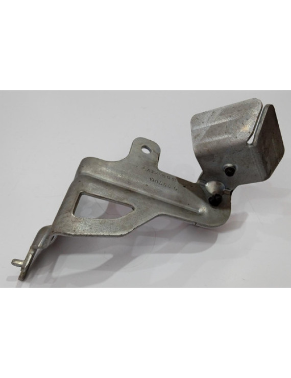 Suporte Da Tampa Do Motor Mercedes E300 2.0 2020